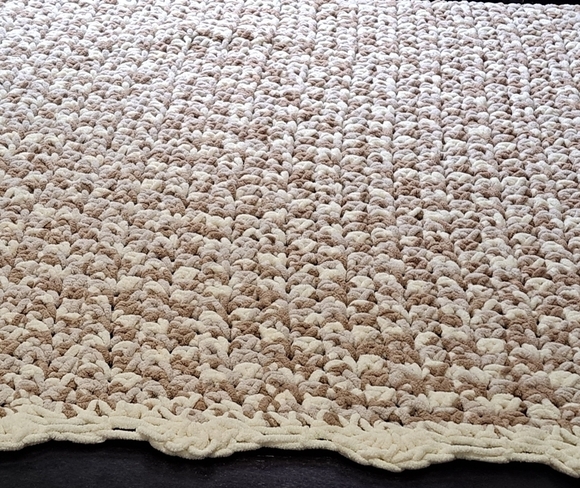 New Handmade Chenille Bedspread/Blanket/Throw Size 65"×100" - Picture 6 of 7
